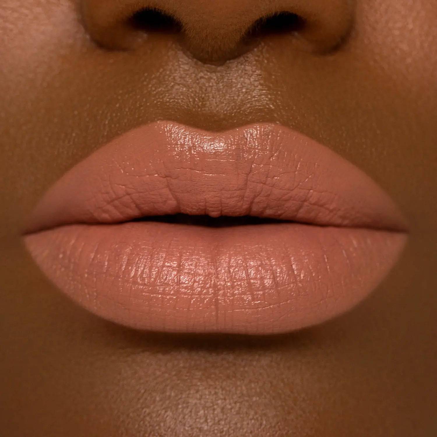 I NEED A NUDE LIPSTICK - שפתון איי ניד אה ניוד -  31