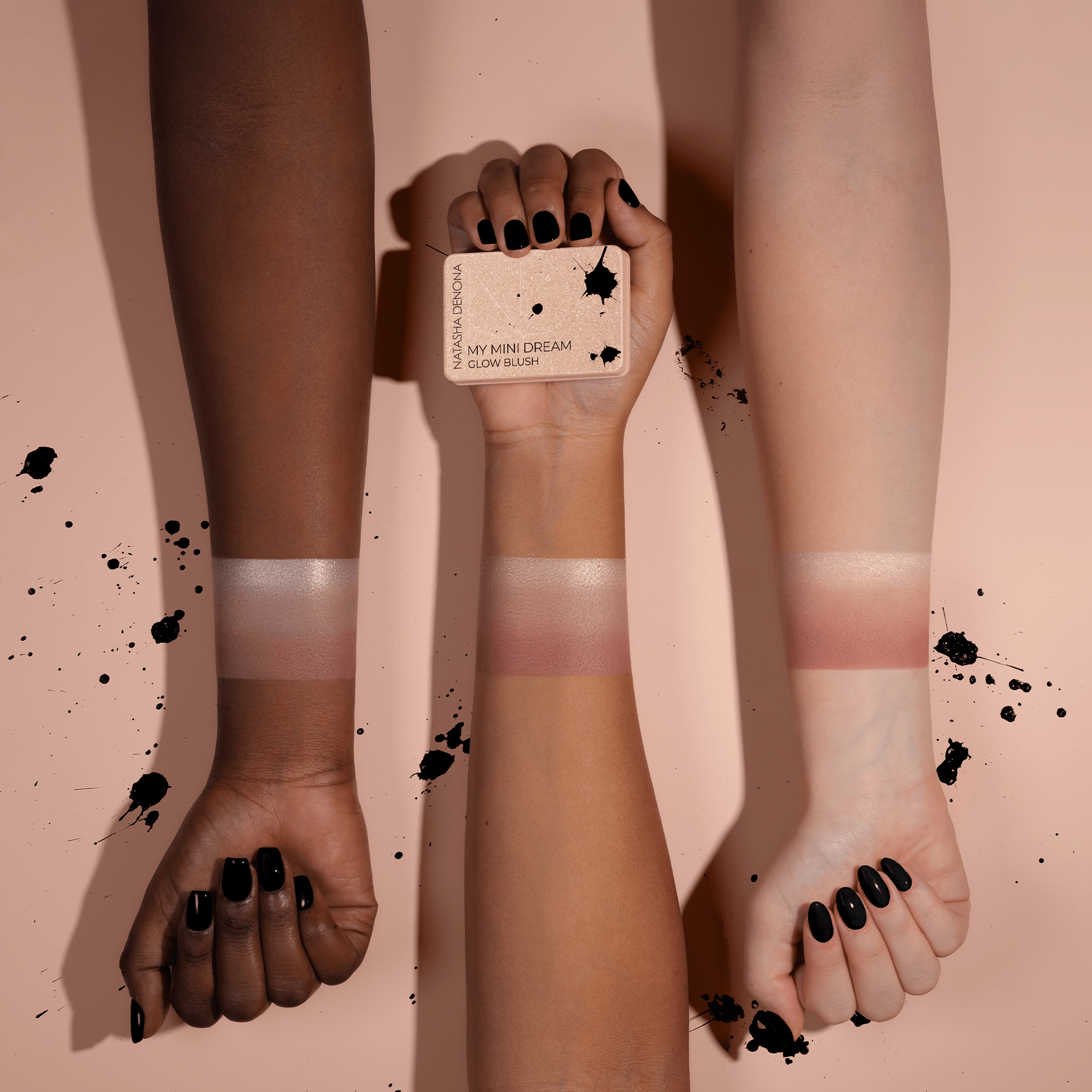 MY MINI DREAM GLOW BLUSH ORNAMENT -  מיי מיני דרים גלואו בלאש באריזה חגיגית - נטאשה דנונה מייקאפ
