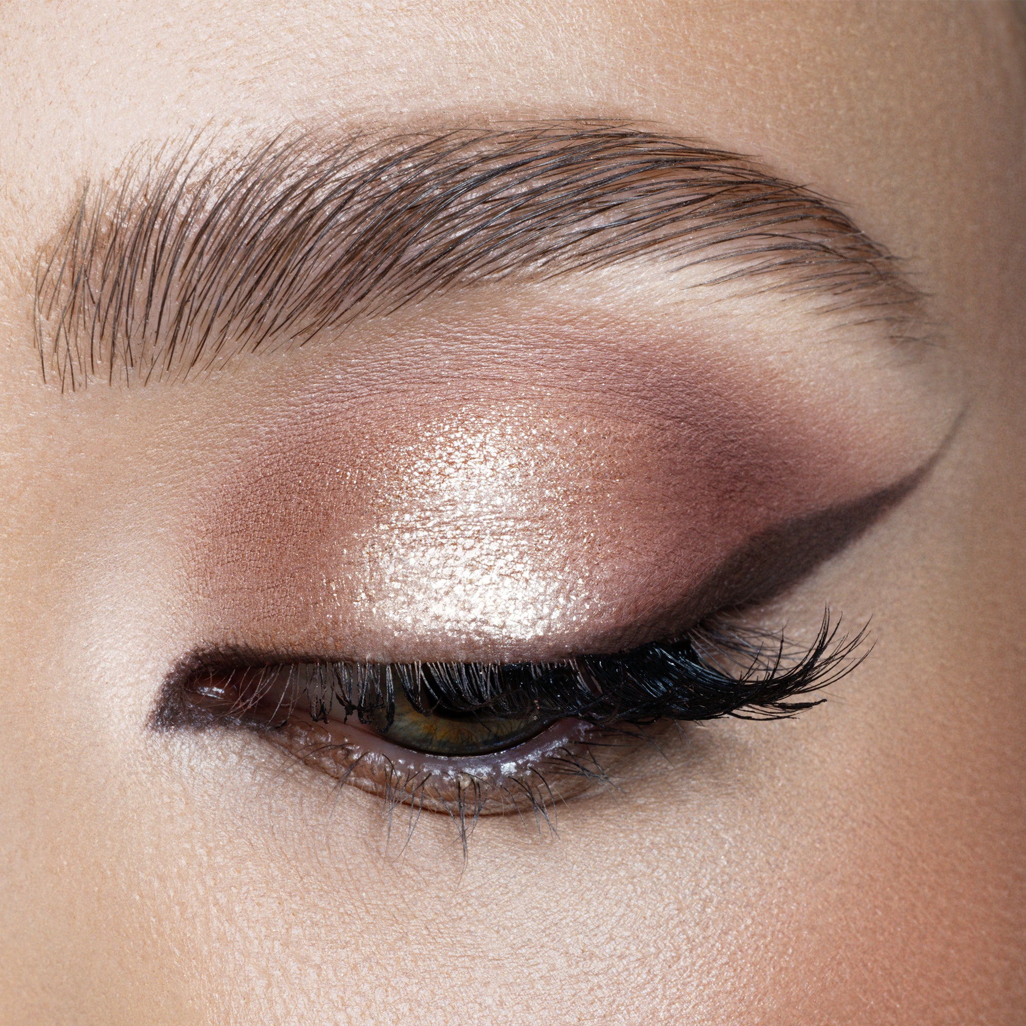 BABY I NEED A NUDE EYE KIT - מארז עיניים בייבי איי ניד אה ניוד - נטאשה דנונה מייקאפ