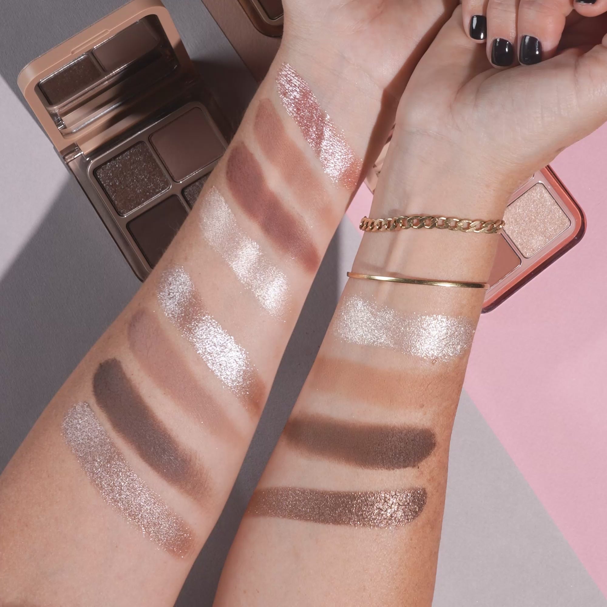 סרטון סווטצ'ים של פלטת הצלליות Luxe Glam Compact.