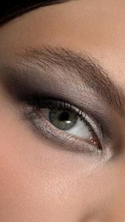 I NEED A COOL EYESHADOW PALETTE - פלטת צלליות לעיניים איי ניד אה קול